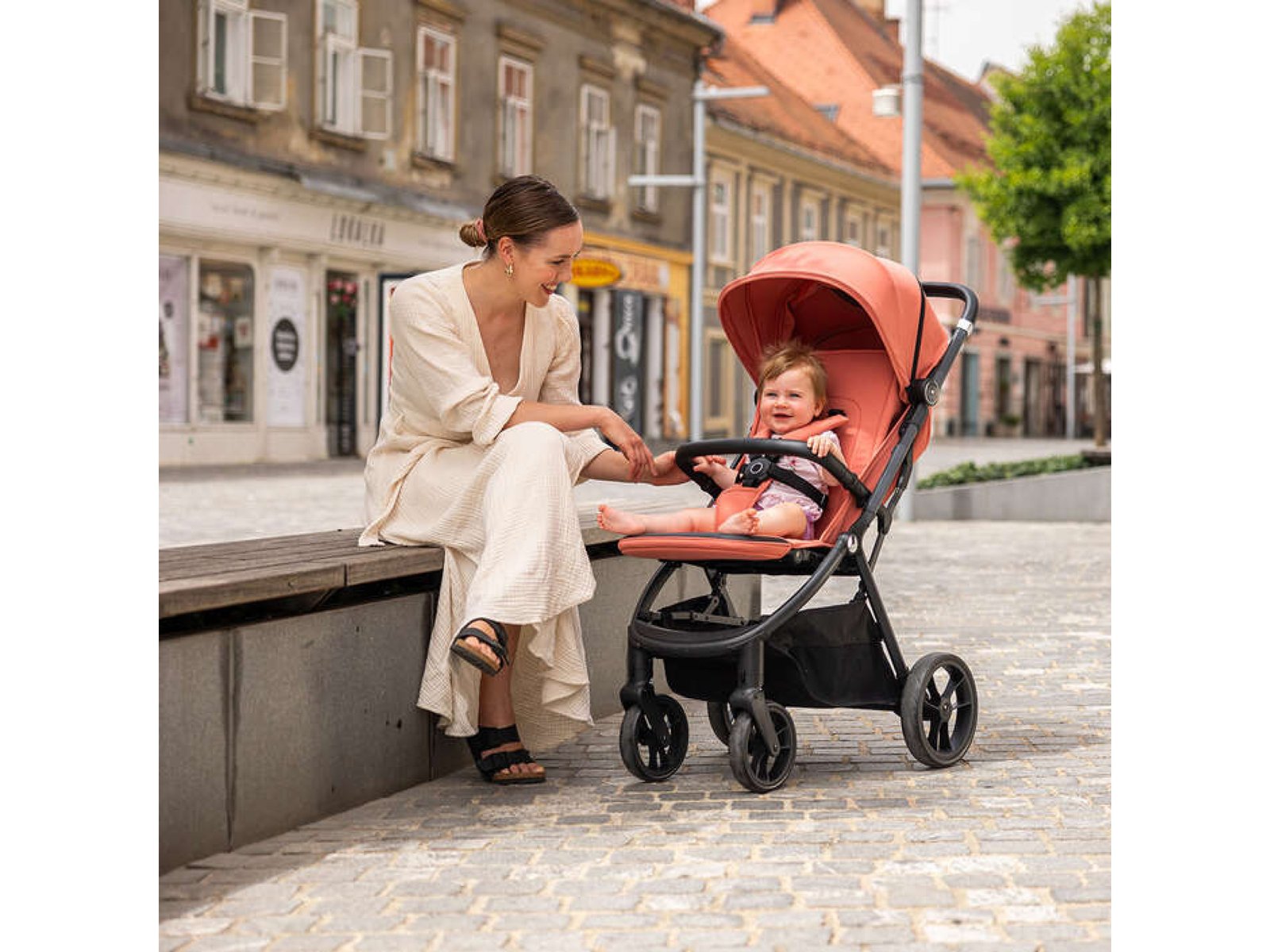Коляска для дитини прогулянкова FreeON Dynamic, pink - Зображення 3