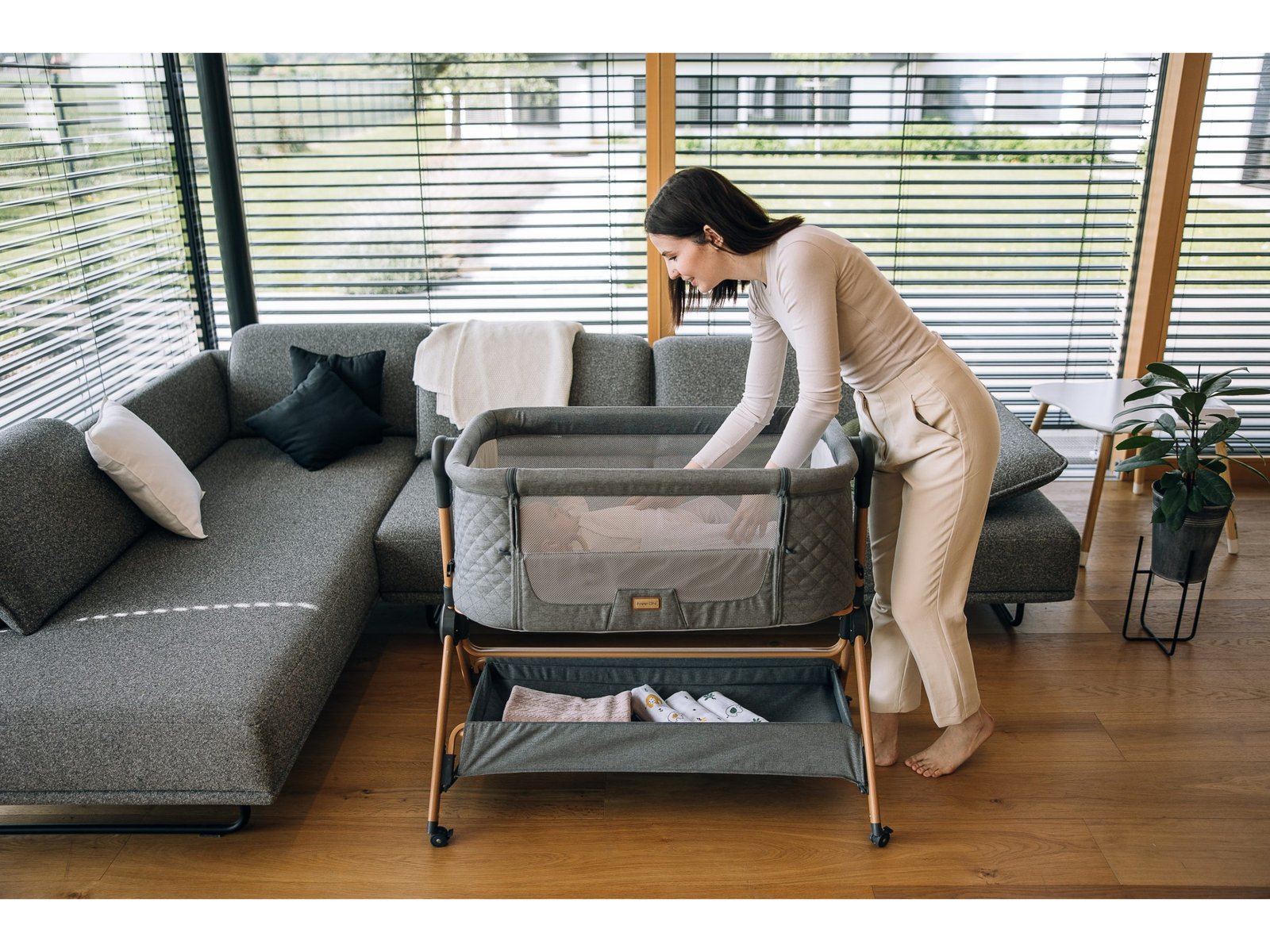 Приліжкове ліжечко та стільчик для дитини Nest & Feed 2 в 1 FreeON, grey - Зображення 5
